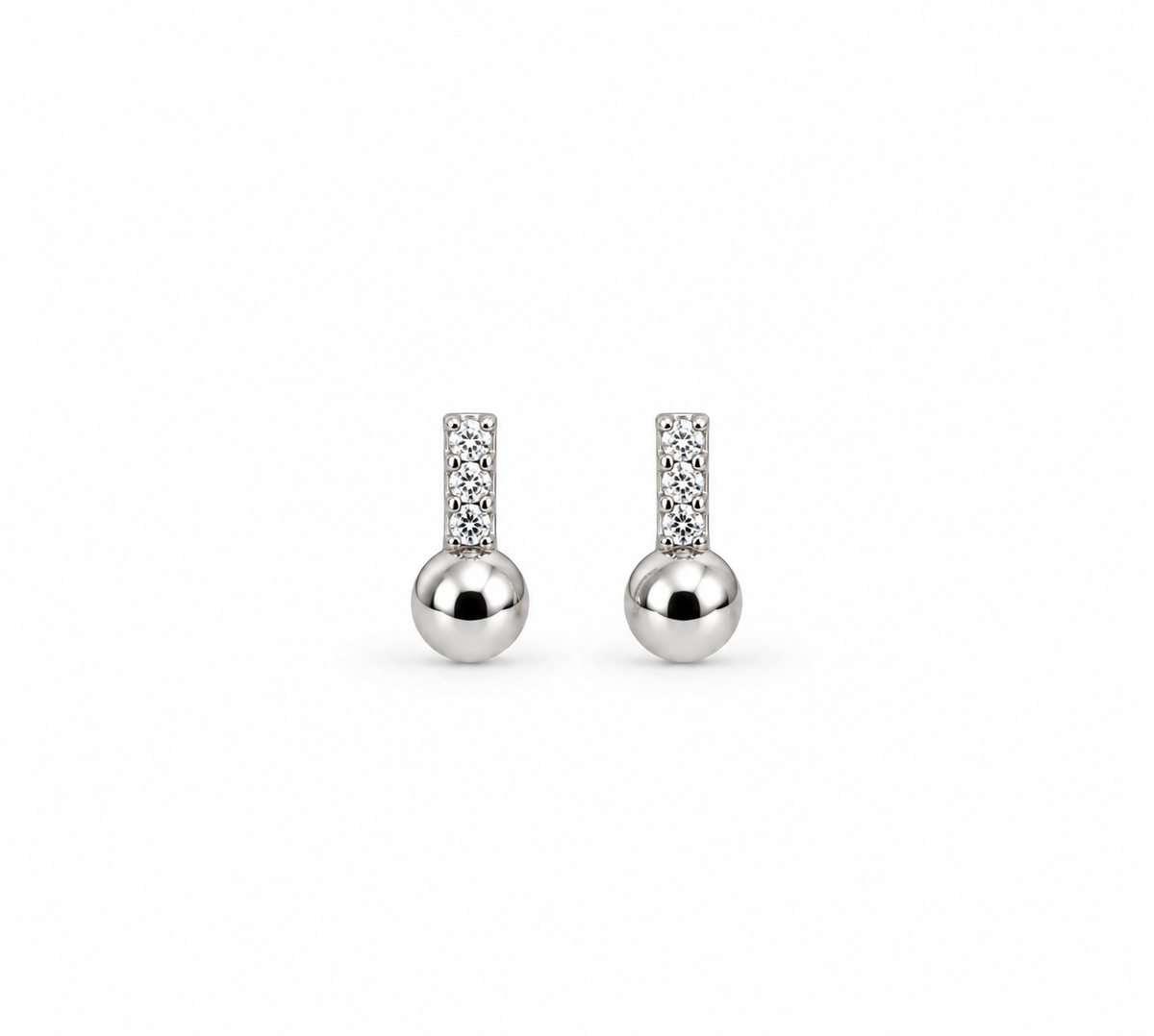Iria Tiny Studs